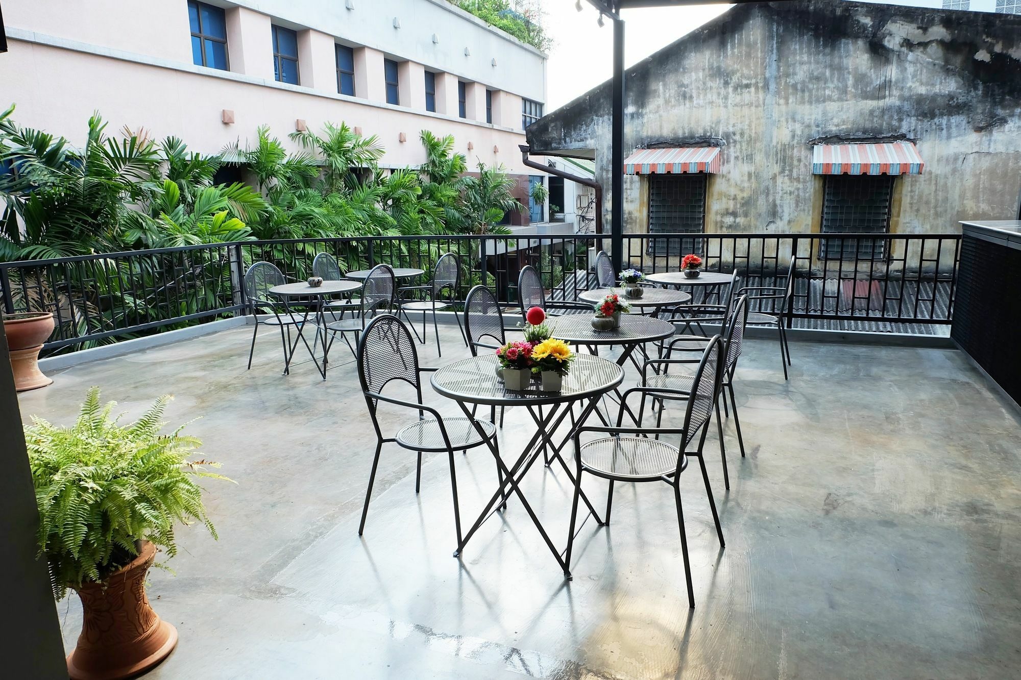 Inn Stations Hostel Bangkok Exterior foto
